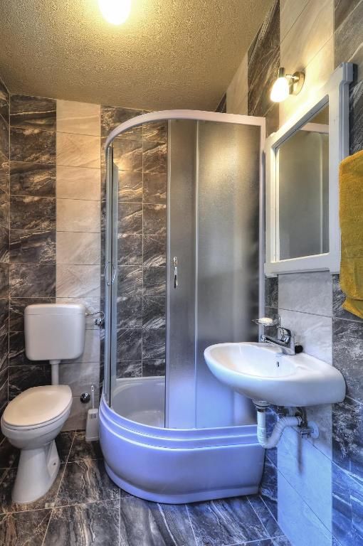 Апартаменты Apartment close to sea with a great view of sea Тиват-55