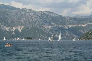 Апартаменты Apartment close to sea with a great view of sea Тиват Апартаменты с видом на море-24