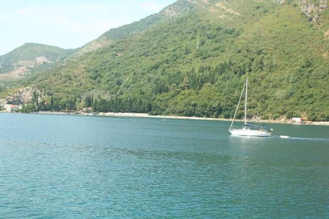 Апартаменты Apartment close to sea with a great view of sea Тиват-74